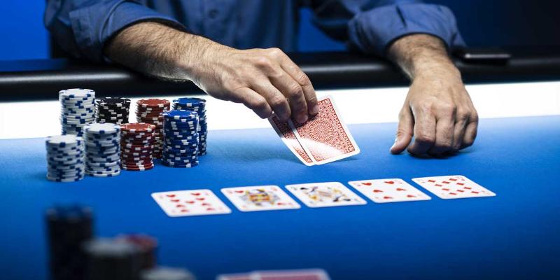 Tìm hiểu các vòng cược trong short deck poker